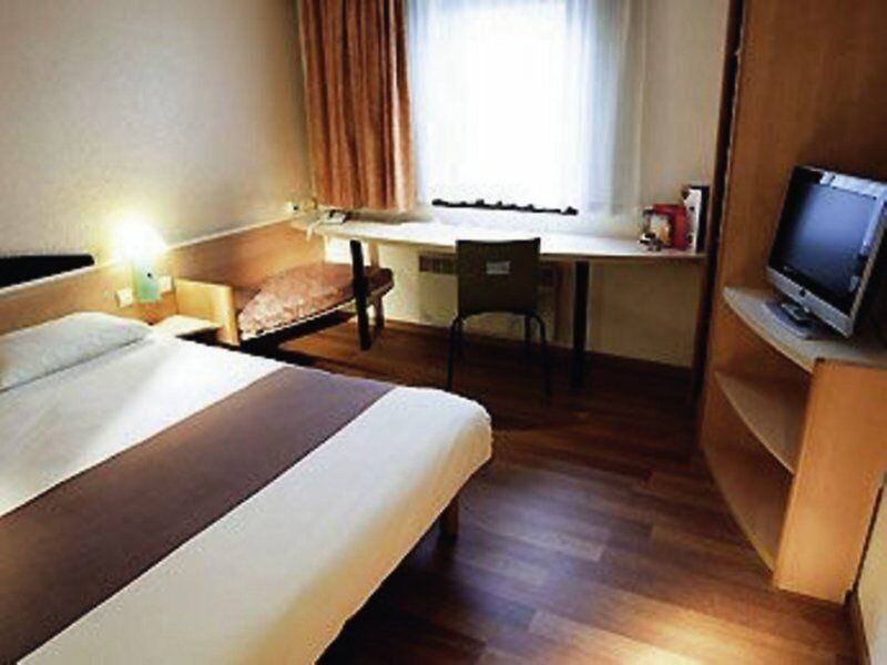 Ibis Gent Centrum St. Baafs Kathedraal Exterior foto
